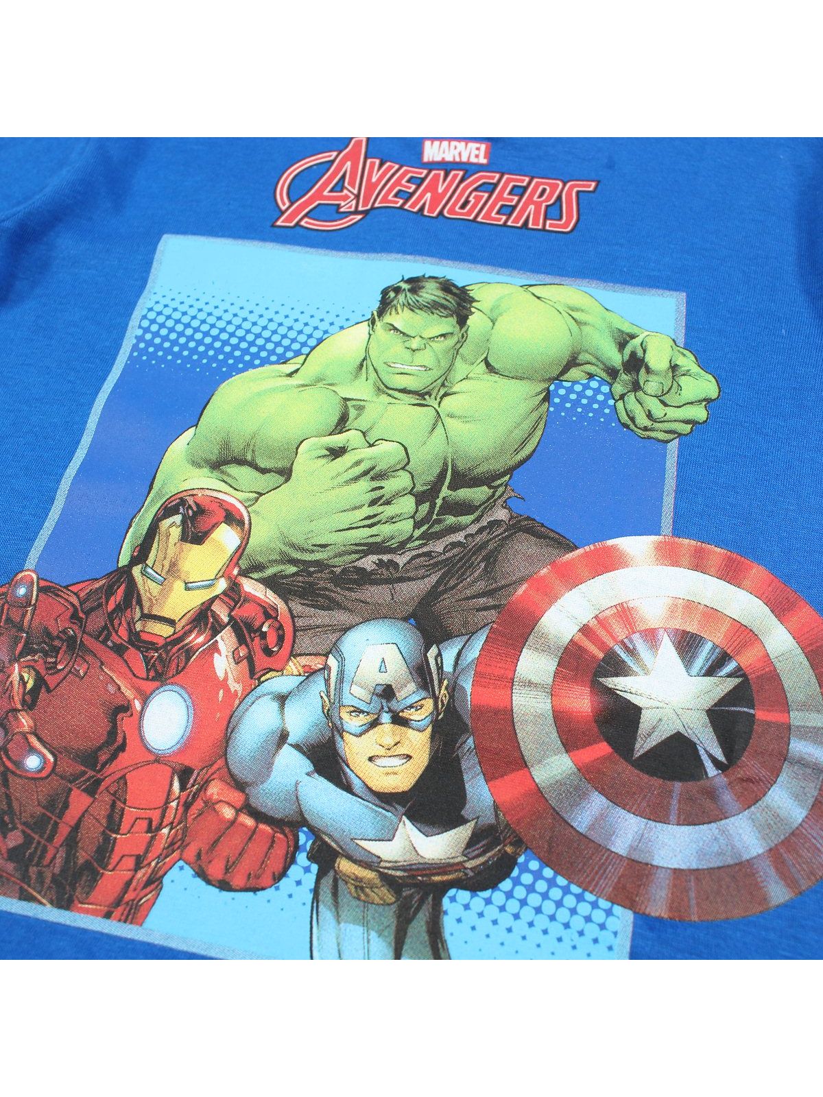 Camiseta de los Vengadores.